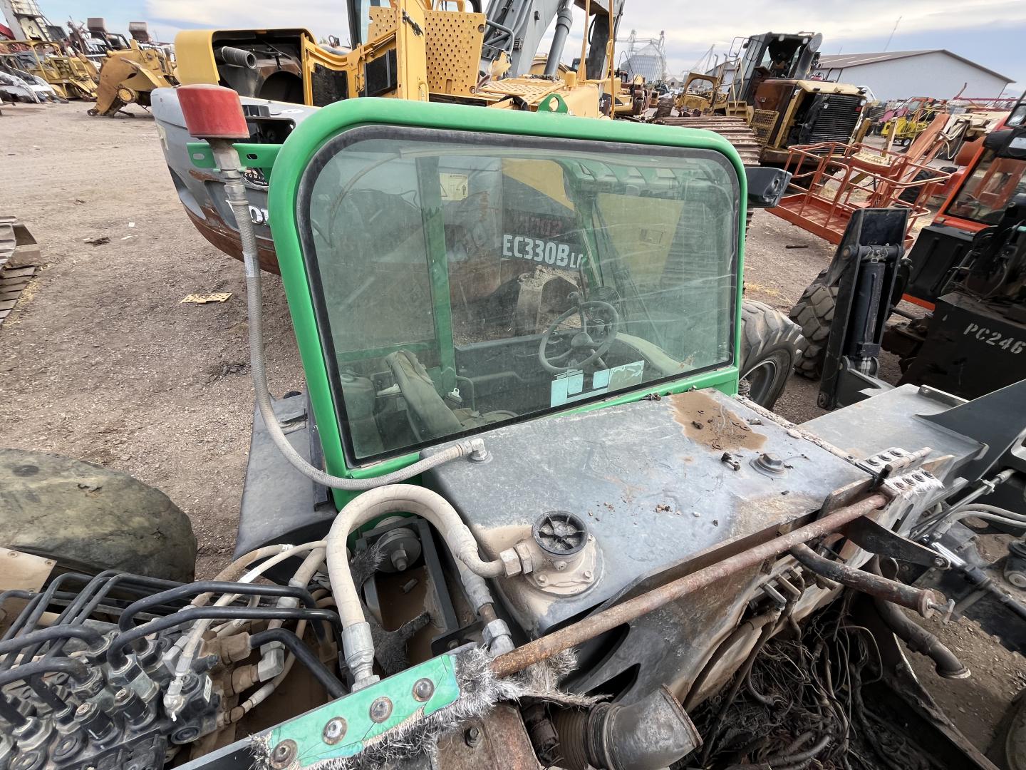 ./imagenes/INVOICE/2019/16984/MONTACARGAS  JLG G12-55A (69).JPG